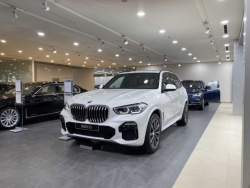 BMW X5 được điều chính giảm giá hàng trăm triệu đồng, giá chỉ còn từ 3,899 tỷ đồng