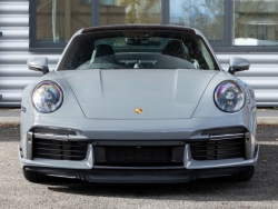 Porsche 911 Turbo S tại Việt Nam tiếp tục tăng giá lần 2