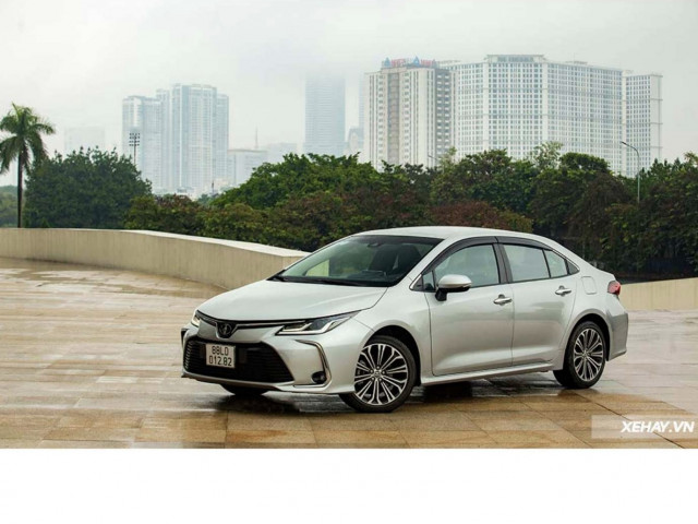 Toyota Corolla Altis trong mắt khách hàng trẻ: Xe Nhật giờ đã rất khác