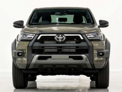 Toyota Hilux 2024 sẽ có thêm công nghệ mild-hybrid