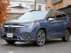 Subaru Ascent 2024 chuẩn bị "đổ bộ" Việt Nam: Phả sức nóng lên đối thủ Ford Explorer