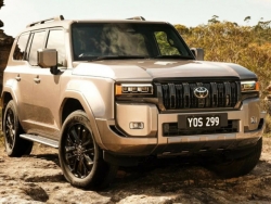 Toyota Land Cruiser Prado 2025 có lưới tản nhiệt thiết kế khác lạ