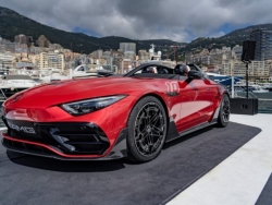 Mercedes-AMG PureSpeed ra mắt, giới hạn 250 chiếc