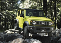 Suzuki Jimny sắp ra mắt Việt Nam đang dẫn đầu doanh số phân khúc SUV cỡ nhỏ toàn cầu