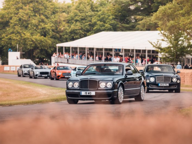 Bentley kỷ niệm 40 năm động cơ Bentley Turbo tại lễ hội Goodwood