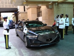 Genesis G90 Limo "thắng" Maybach trong cuộc đua trở thành "xế yêu" của Quốc vương Johor