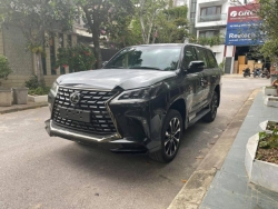 Lexus LX570 Black Edition 2021 đầu tiên tại Việt Nam đã thuộc về đại gia Thái Nguyên