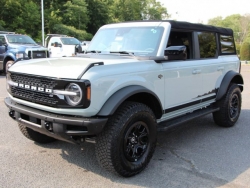 Ford Bronco thế hệ mới chào bán tại Việt Nam: Xe nhập Mỹ, bản đặc biệt có giá hơn 3,3 tỷ đồng