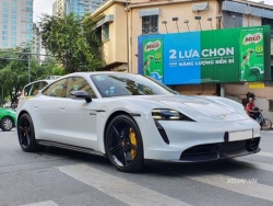 Hưởng lợi từ ưu đãi thuế của Chính phủ, giá Porsche Taycan tại Việt Nam giảm tới 700 triệu đồng