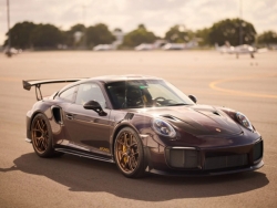 Ngắm Porsche 911 GT2 RS màu tím "mộng mơ", xe hiện được trả giá hơn 8 tỷ VNĐ