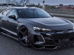 Audi RS E-Tron GT hóa "mãnh thú" với bodykit hầm hố của Maxton Design