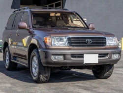 Toyota Land Cruiser đời 1998 vẫn bán được giá hơn 2 tỷ VNĐ