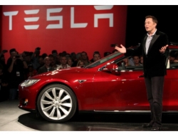 Chủ tịch Tesla kêu gọi cổ đông cân nhắc về gói 56 tỷ USD