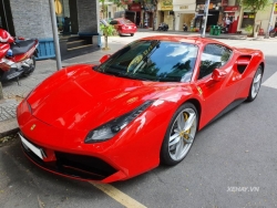 Gi&aacute;p mặt si&ecirc;u phẩm Ferrari 488 GTB từng tham gia h&agrave;nh tr&igrave;nh xuy&ecirc;n Việt tr&ecirc;n phố S&agrave;i G&ograve;n