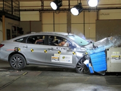 Toyota Vios thế hệ mới đạt 5 sao ASEAN NCAP trong lần kiểm tra lại