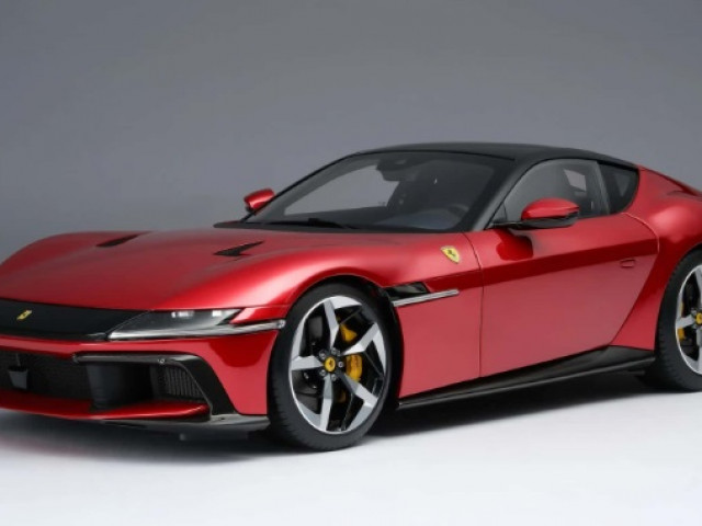 Mô hình siêu xe Ferrari 12Cilindri có giá gần 450 triệu VNĐ