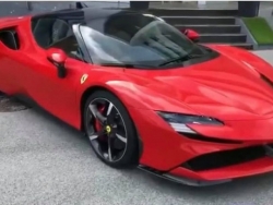 Đại gia Việt tiếp tục tậu Ferrari SF90 Stradale khiến dân tình xôn xao: Xe nhập tư, hơn 40 tỷ đồng