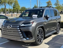 Lexus LX 600 bắt đầu chào hàng giới nhà giàu Việt, giá hơn 8 tỷ đồng