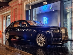 "Đắm chìm" trong vẻ đẹp của Rolls-Royce Phantom VIII chính hãng đầu tiên tại Việt Nam, giá từ 50 tỷ đồng