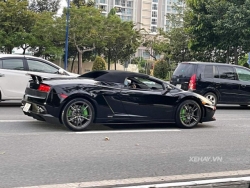 Lamborghini Gallardo Spyder Performante độc nhất Việt Nam "tái xuất" với ngoại thất đen huyền bí