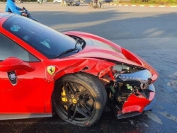 Hà Nội: Tài xế lái siêu xe Ferrari 488 tông chết người ra đầu thú