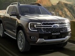 Ford Ranger Platinum ra mắt: Phiên bản cao cấp hơn Wildtrak, sở hữu khoang nội thất cực kỳ “xịn sò”