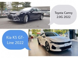 Mua Toyota Camry 2.0G cơ sở hay Kia K5 bản cao nhất rẻ hơn, nhiều "đồ chơi" hơn