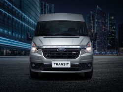 Ford Transit Mới ra mắt Việt Nam, giá khởi điểm 845 triệu đồng