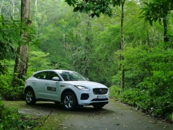 Jaguar E-Pace: SUV cỡ nhỏ cho “dân chơi ngầm”