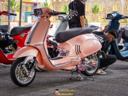 Bình Dương: Vespa Sprint độ cực chất với loạt “đồ chơi” đắt tiền