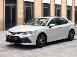 Toyota tăng giá hàng loạt mẫu xe bán tại Việt Nam từ 1/1/2023