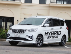 Suzuki Ertiga Hybrid AT được ưu đãi lớn dịp cuối năm