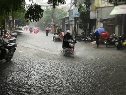 Nam Trung Bộ, Tây Nguyên và Nam Bộ tiếp tục có mưa rào và dông