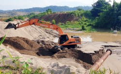 Tăng cường quản lý cát, sỏi lòng sông