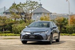 Toyota Corolla Altis ra phiên bản mới "đậm chất chơi"