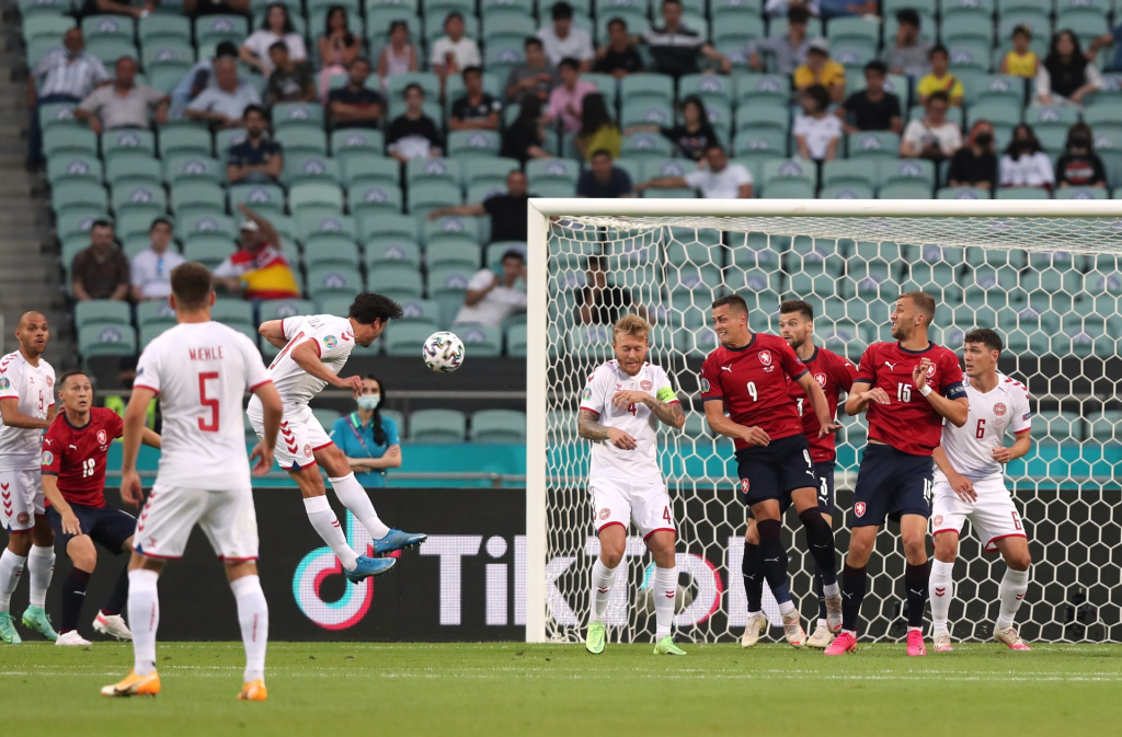 “Ngựa ô” Đan Mạch tiến vào bán kết Euro 2020