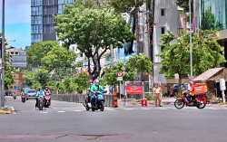 TP Hồ Chí Minh lý giải nguyên nhân người dân ra đường đông