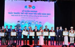 Chân dung 10 thầy thuốc trẻ tiêu biểu trong các hoạt động năm 2021