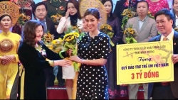 Tiên Nguyễn trao tặng 3 tỷ đồng tại chương trình “Mùa xuân cho em”