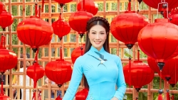 Hoa hậu Đào Ái Nhi khoe sắc với áo dài xuân