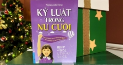 "Kỷ luật trong nụ cười", cuốn sách giáo dục con bằng tình yêu thương