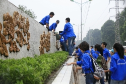 Hà Nội tôn vinh 352 Thanh niên tiên tiến làm theo lời Bác