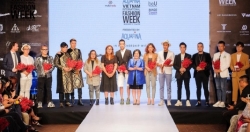 "Kiến tạo tương lai" là chủ đề "Aquafina Vietnam International Fashion Week Xuân Hè 2019"