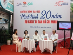 Tọa đàm Hành trình 20 năm bộ sách Di sản Hồ Chí Minh thu hút nhiều đọc giả trẻ