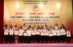 Cầu Giấy sẽ thay đổi cách trao thưởng cho học sinh