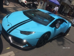 Gặp "siêu bò" Lamborghini Huracan thay "áo" nhiều nhất tại Việt Nam