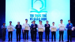 Tri thức trẻ vì giáo dục: Khơi nguồn những sáng tạo trẻ