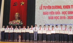 Hoàn Kiếm tuyên dương giáo viên, học sinh giỏi năm học 2019 – 2020