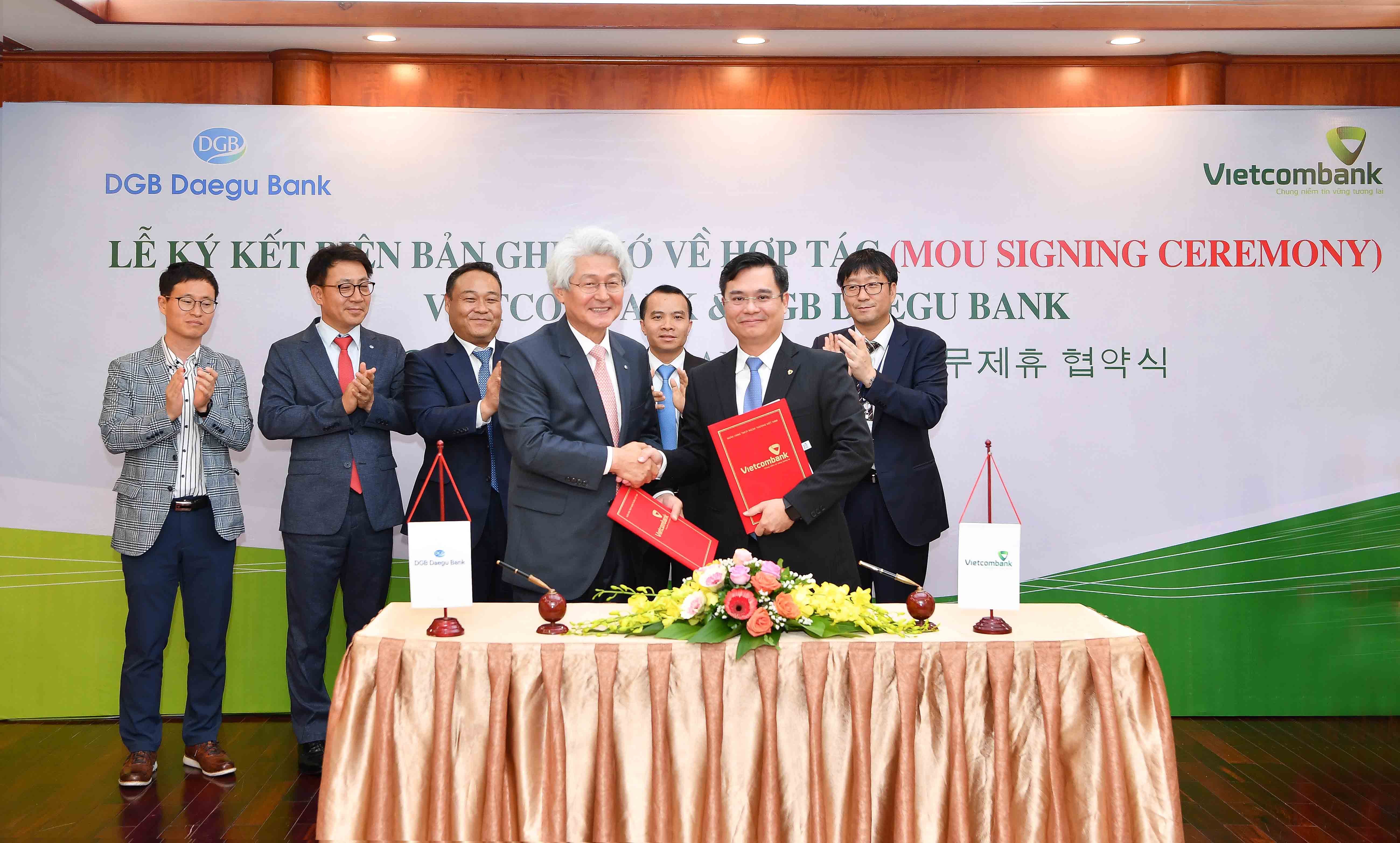 Vietcombank và ngân hàng DGB Daegu Bank (Hàn Quốc) ký kết Biên bản ghi nhớ về hợp tác