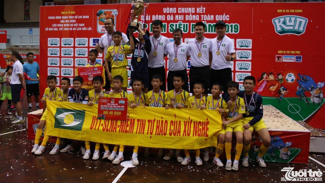 U11 Sông Lam Nghệ An lên ngôi thuyết phục